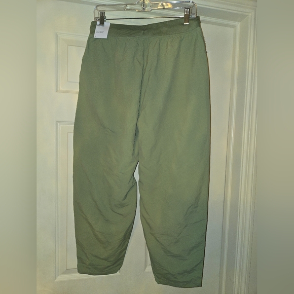 SOLD‼️NWT Nike Sherpa Lined Joggers - Picture 7 of 10